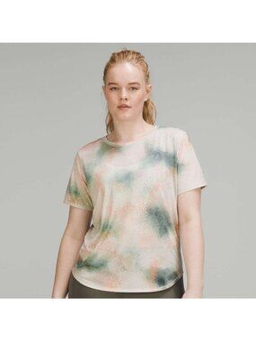 Lululemon High Neck Running and Training T Shirt Spray Camo Sz 2 Pastel